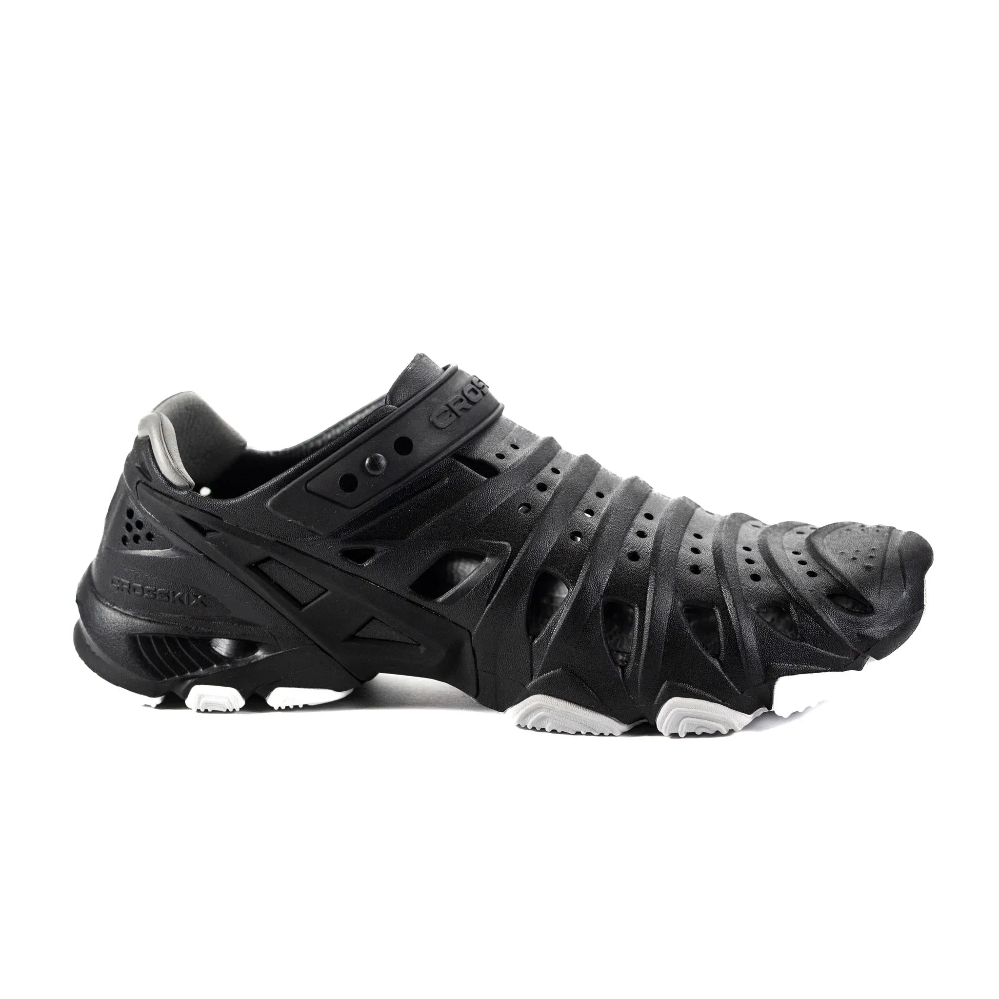 2.0 Closed Toe Water Shoes for Men