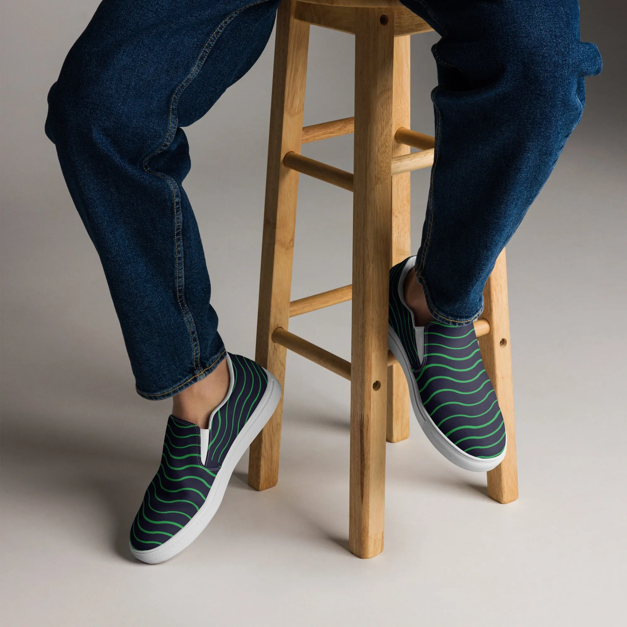 BE LIKE WATER Men’s Slip-On Canvas Shoes (Green)