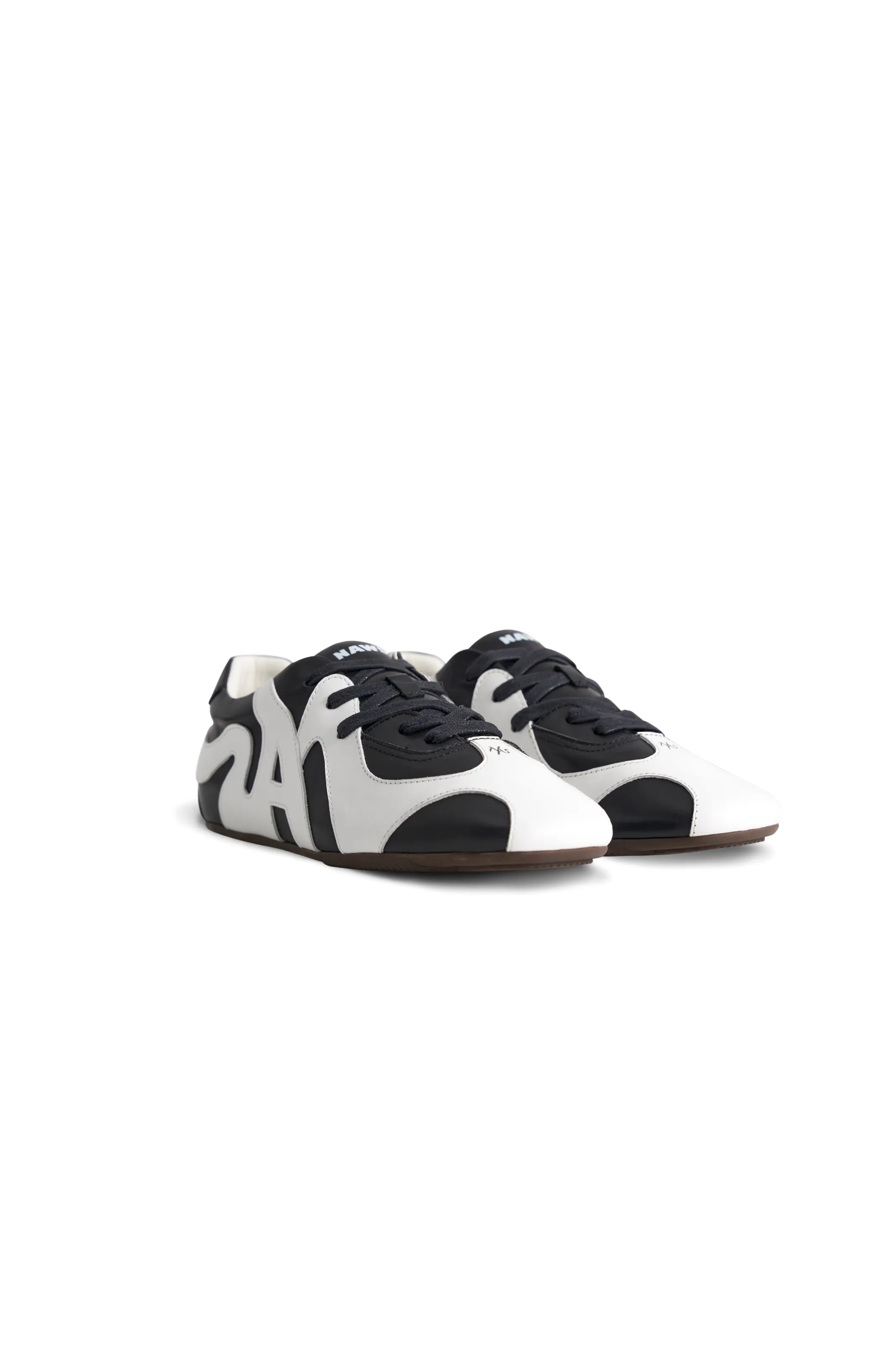 Black No. N Training Shoes