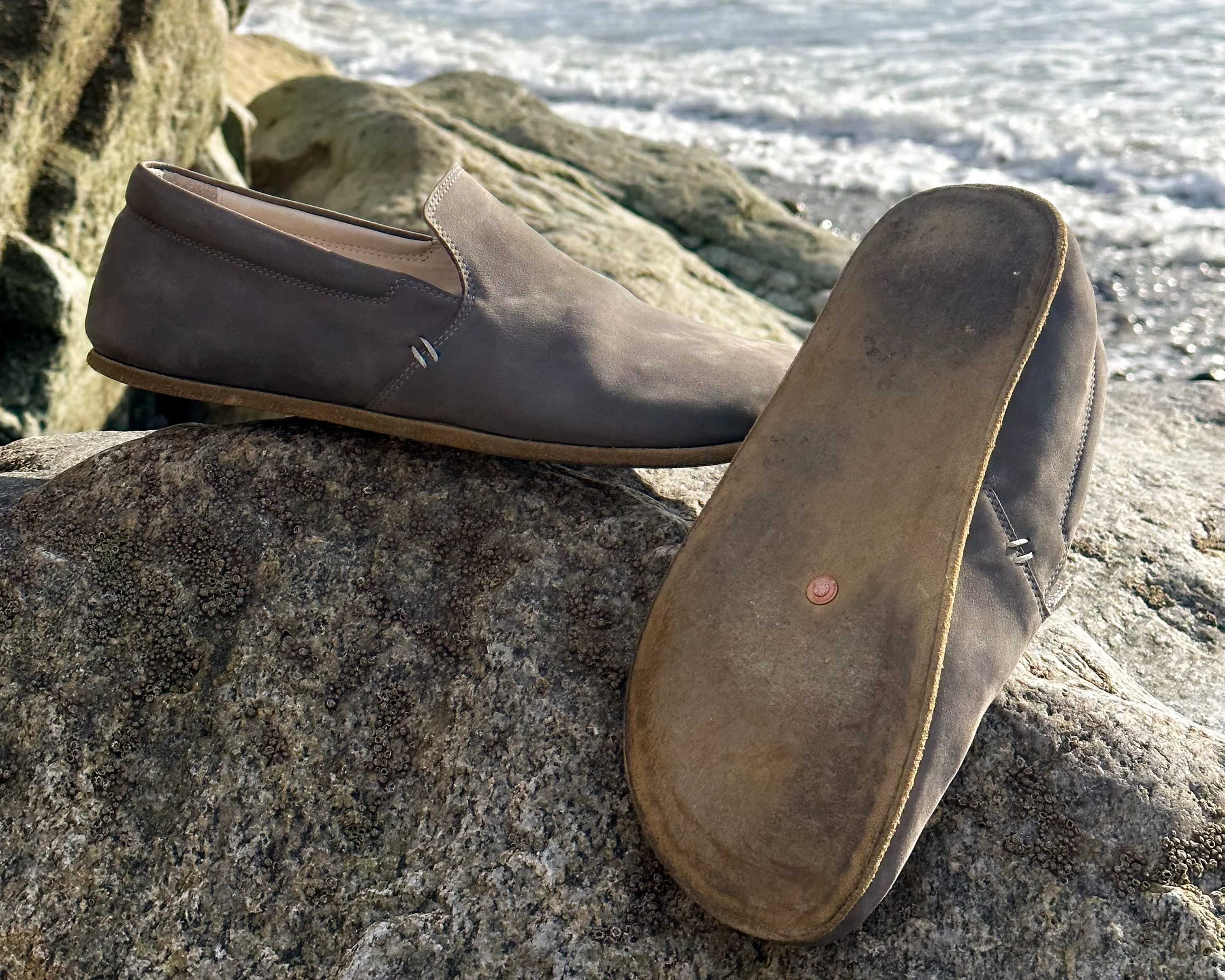 Brio Slip-On / Stone / Womens