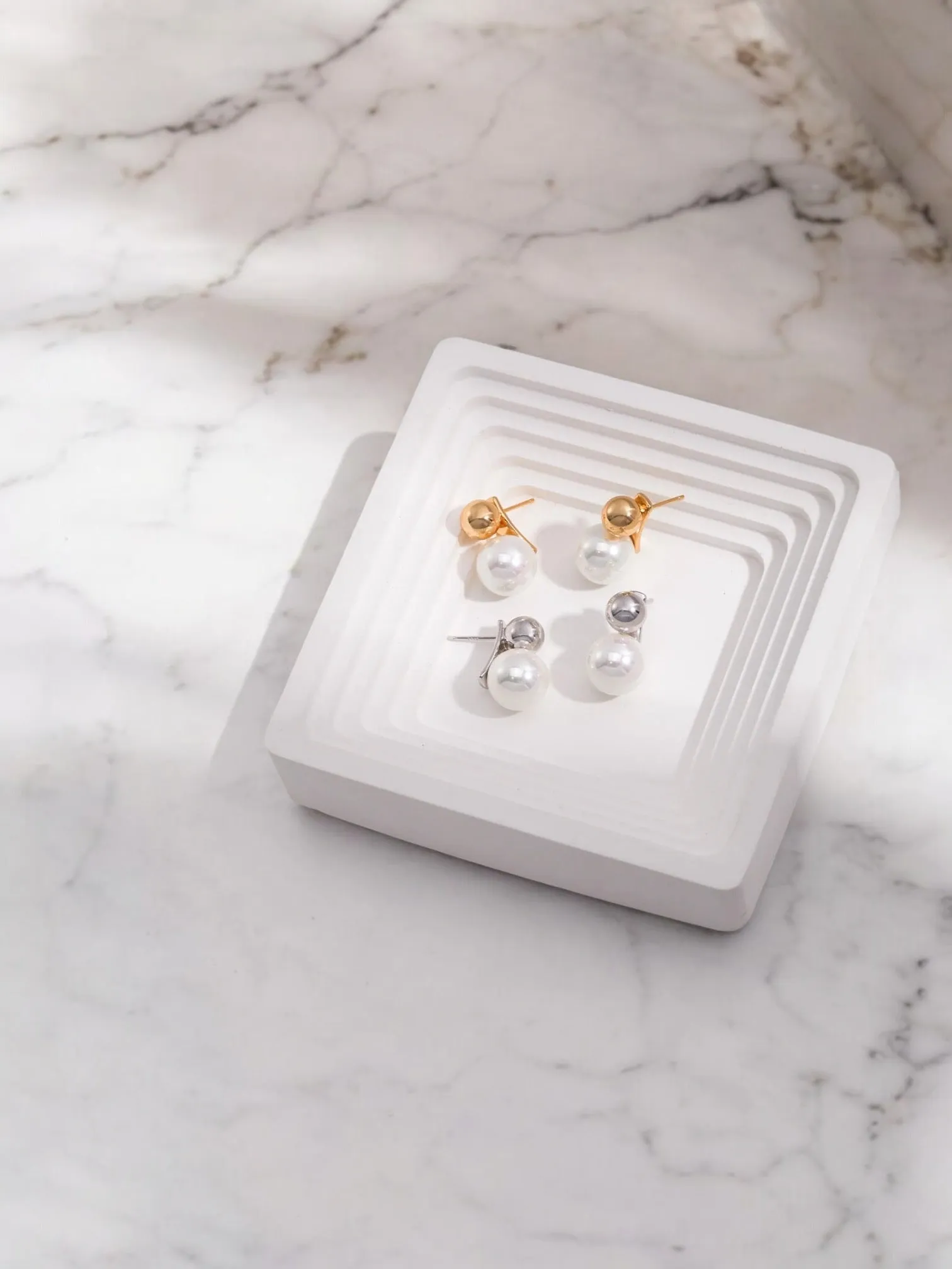 Caterina - Simple Elegant Pearl Drop Earrings