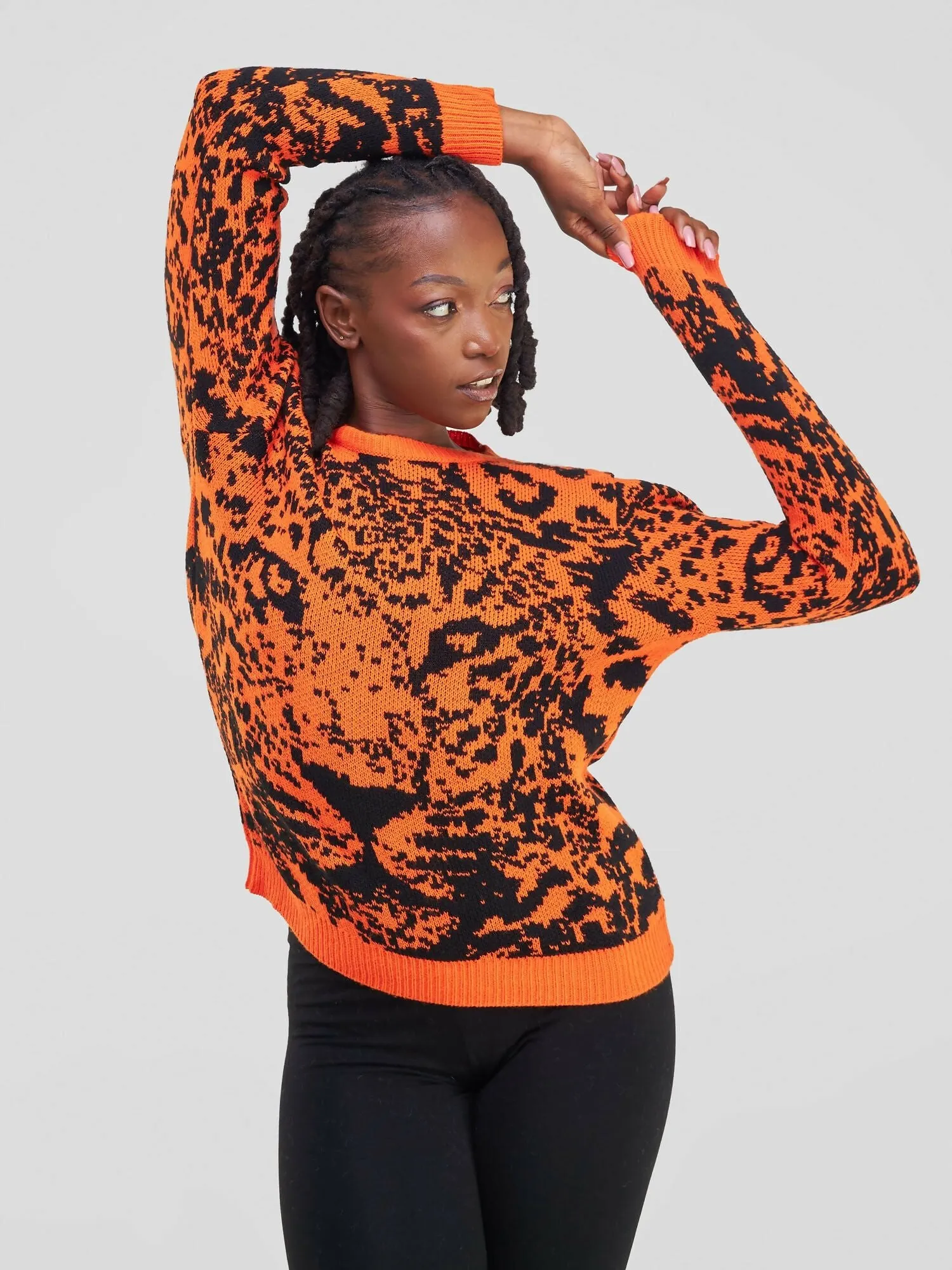 Fancy Warm Lion Image Print Sweater - Orange / Black