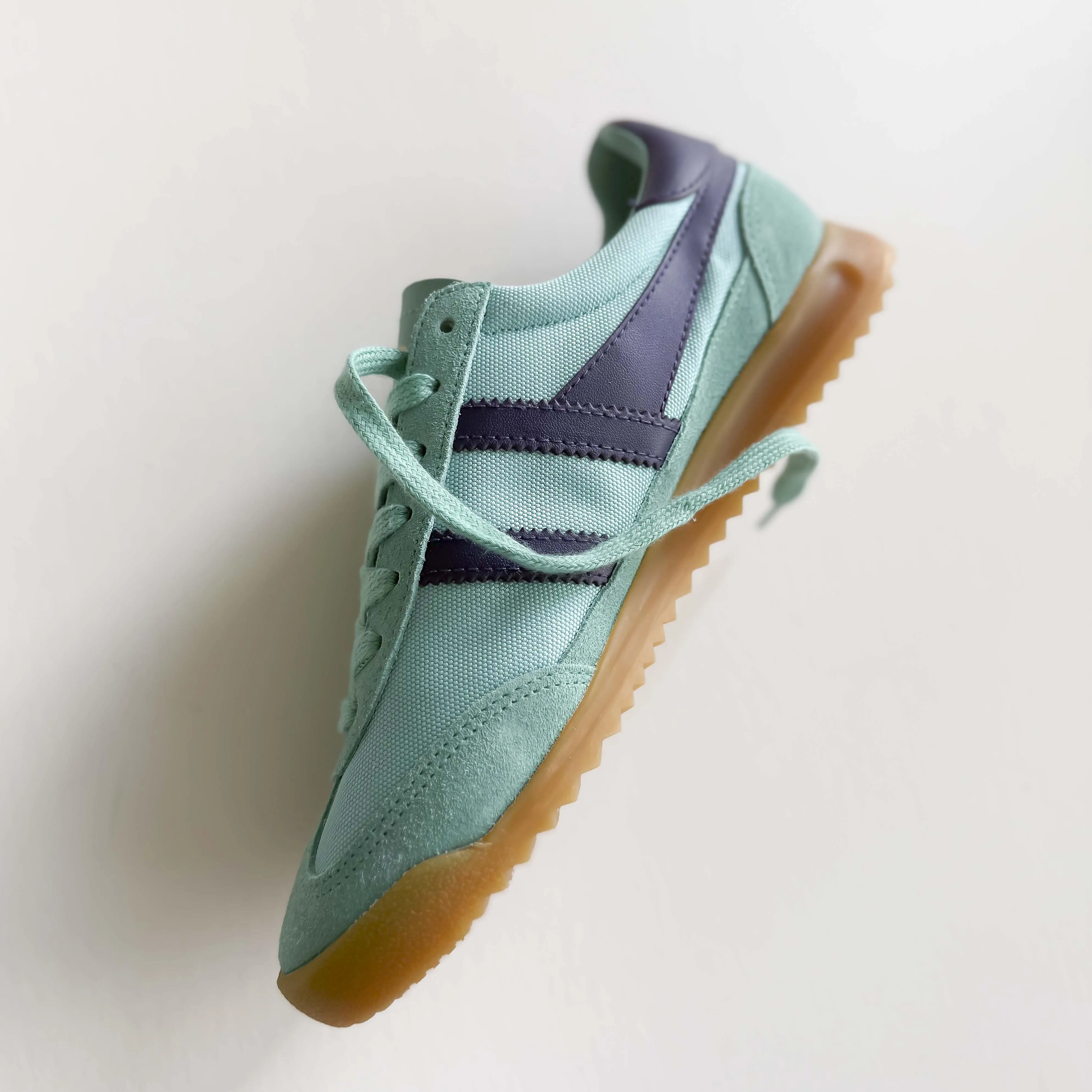 Gola Tornado Sneakers | Gola USA