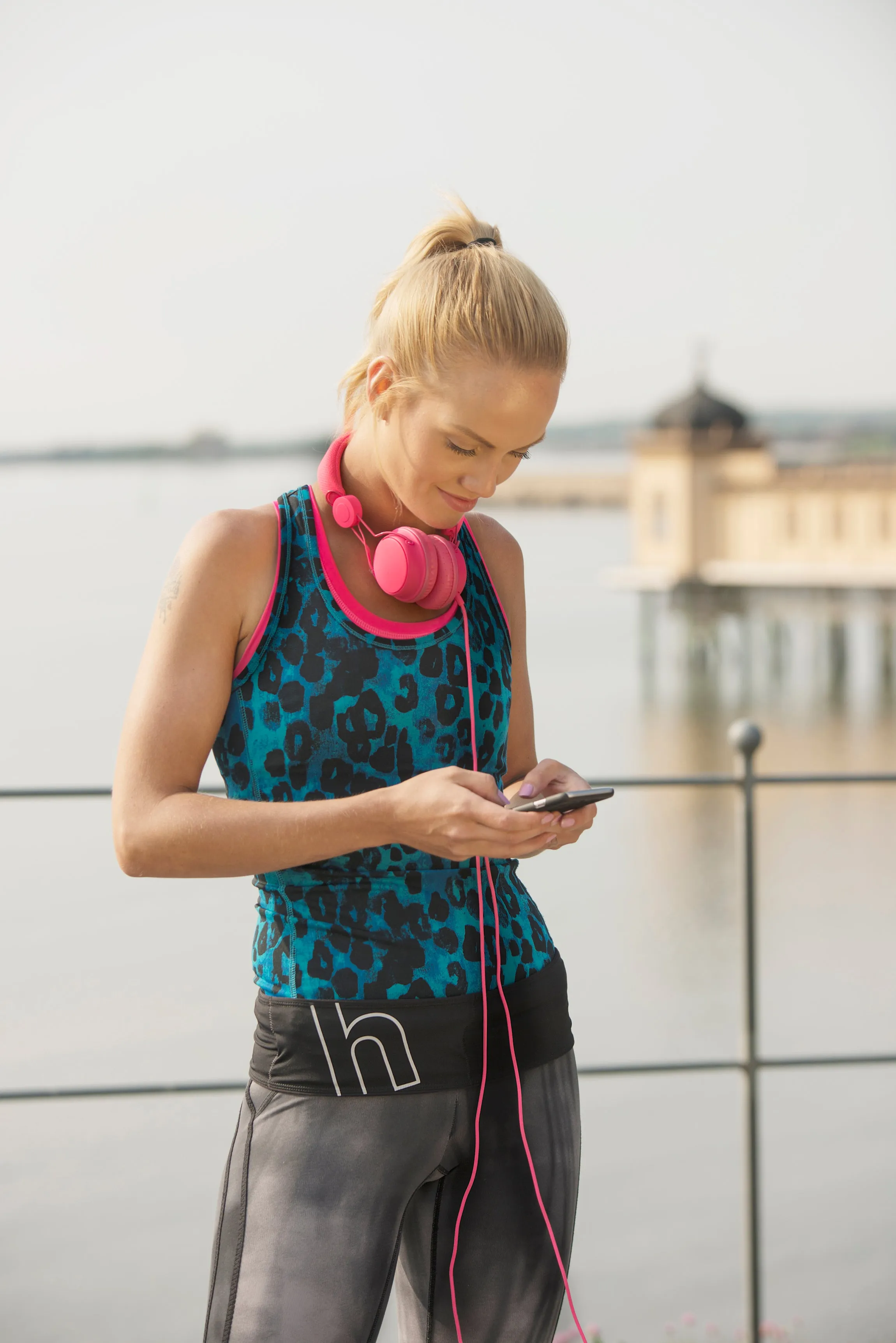 Holdit Sports Activity Belt Universal - Small - 3 Pockets