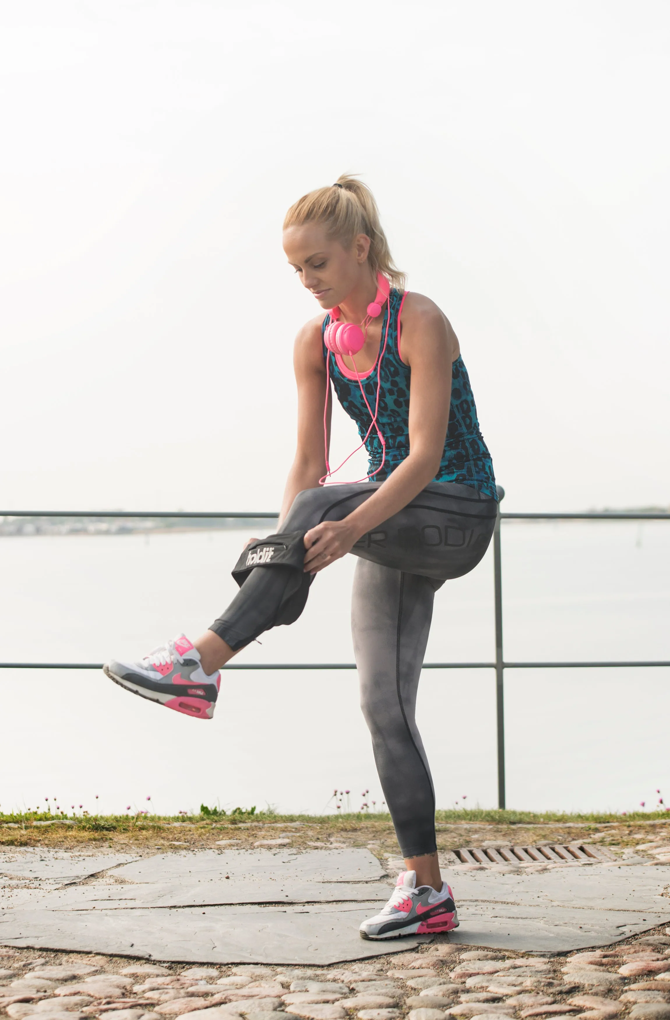 Holdit Sports Activity Belt Universal - Small - 3 Pockets