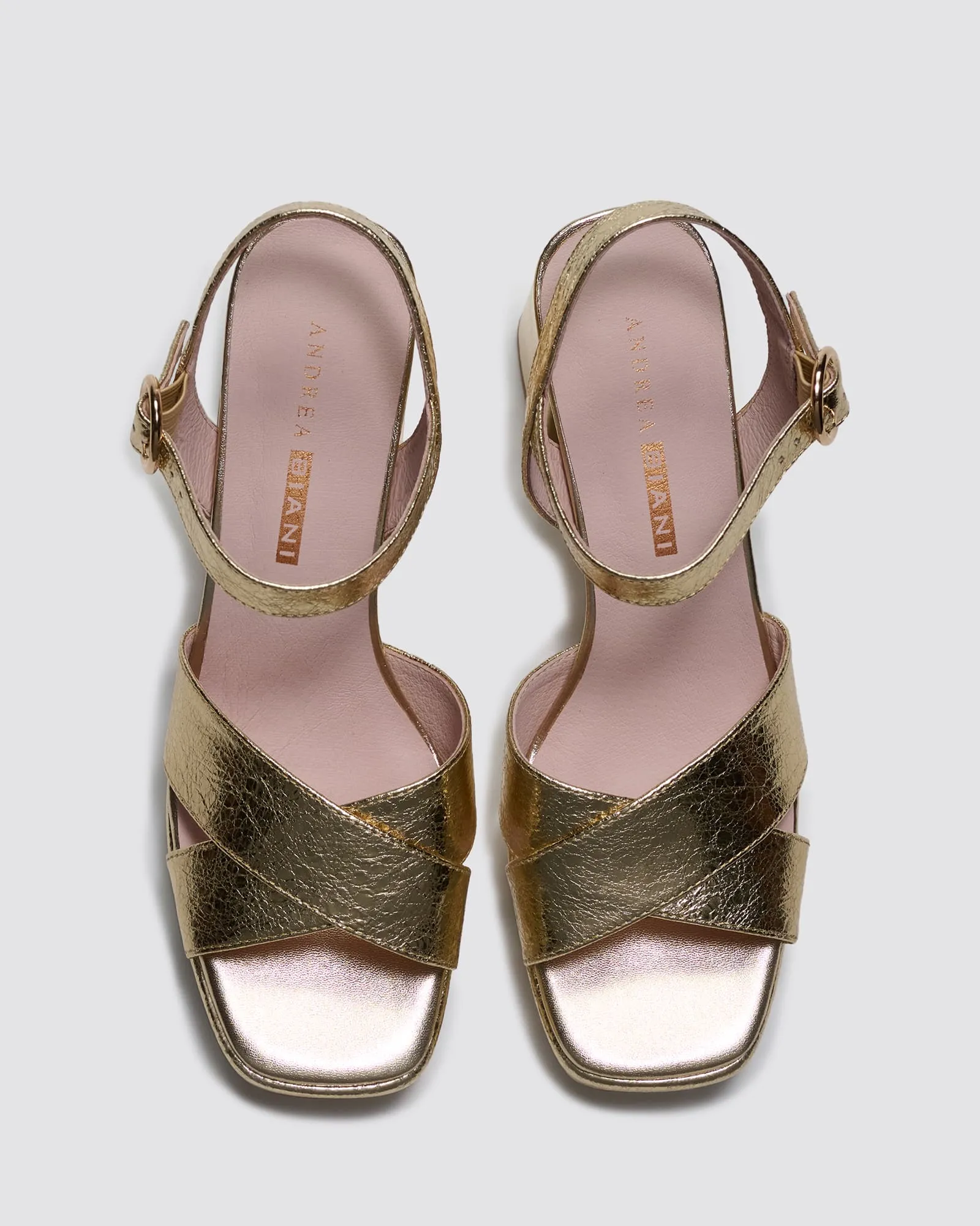 ISABELLA BLOCK HEELS PLATINO LEATHER