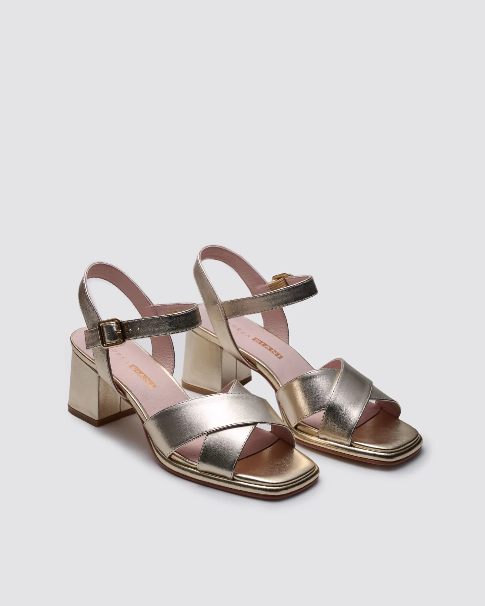 ISABELLA BLOCK HEELS PLATINO LEATHER