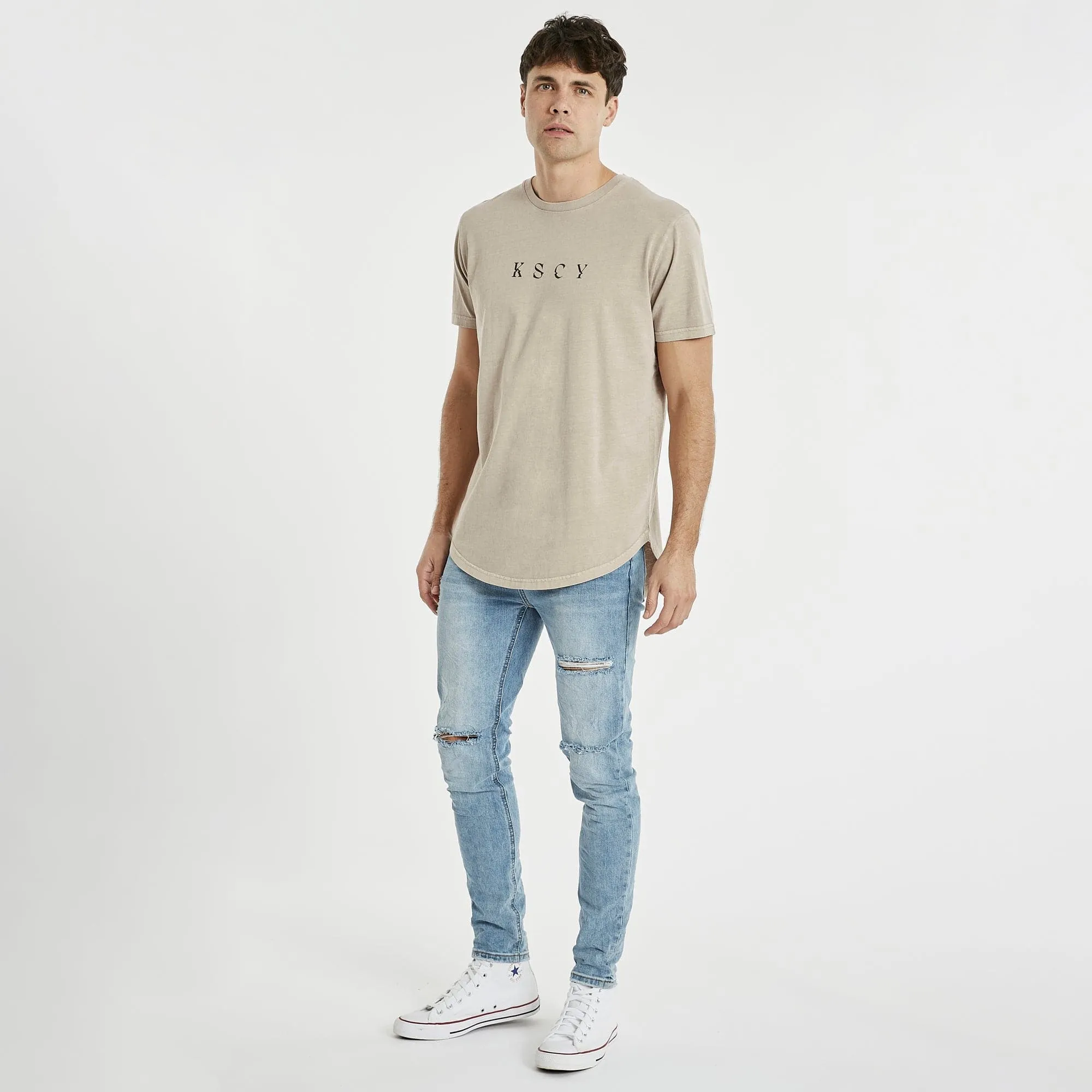 KISS CHACEY Mens Montercy Dual Curved Hem Tee Shirt - Pigment Warm Grey