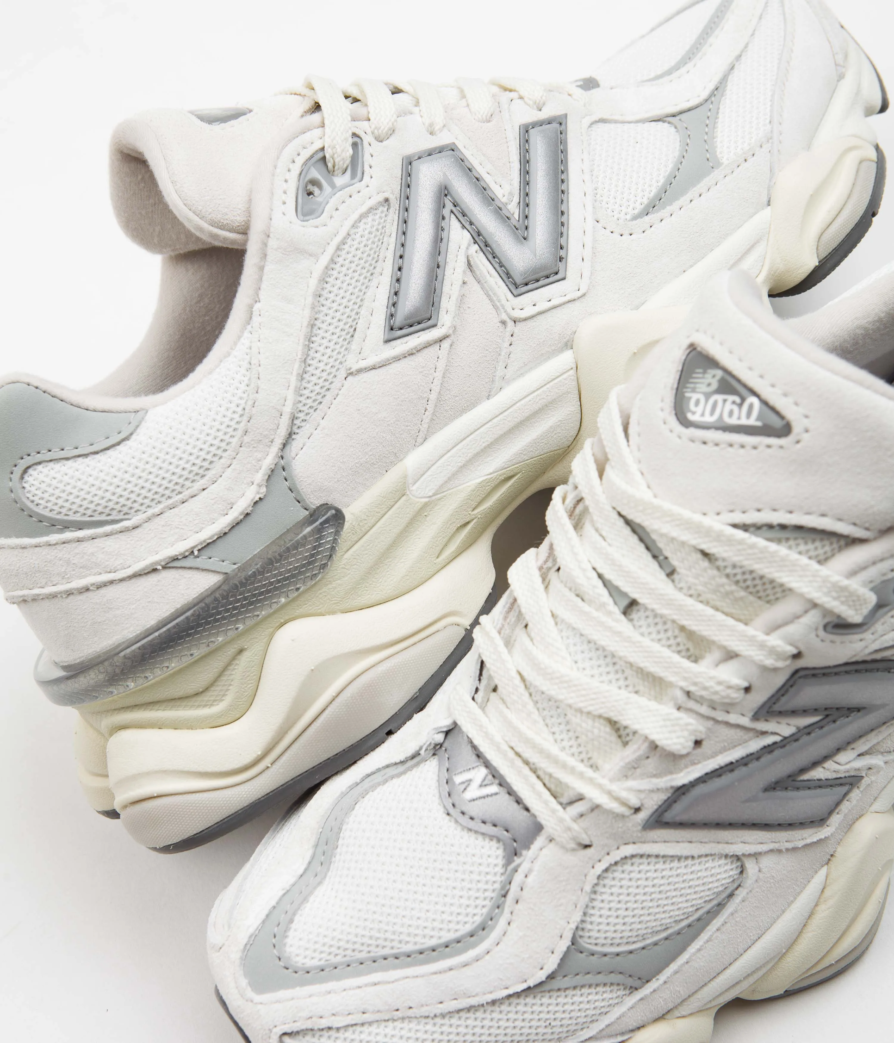 New Balance 9060 Shoes - Sea Salt