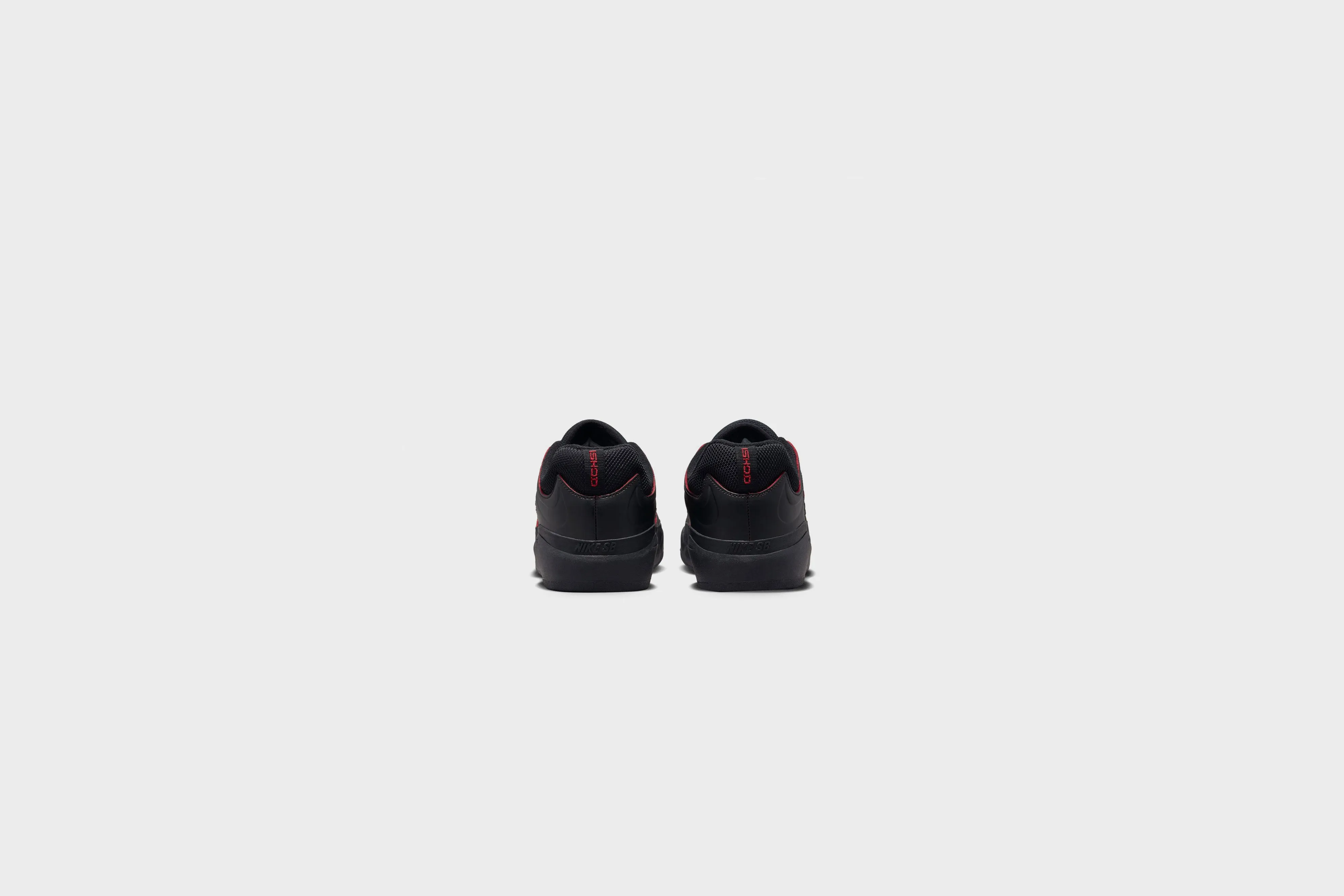 Nike SB Ishod PRM (Black/University Red-Black)