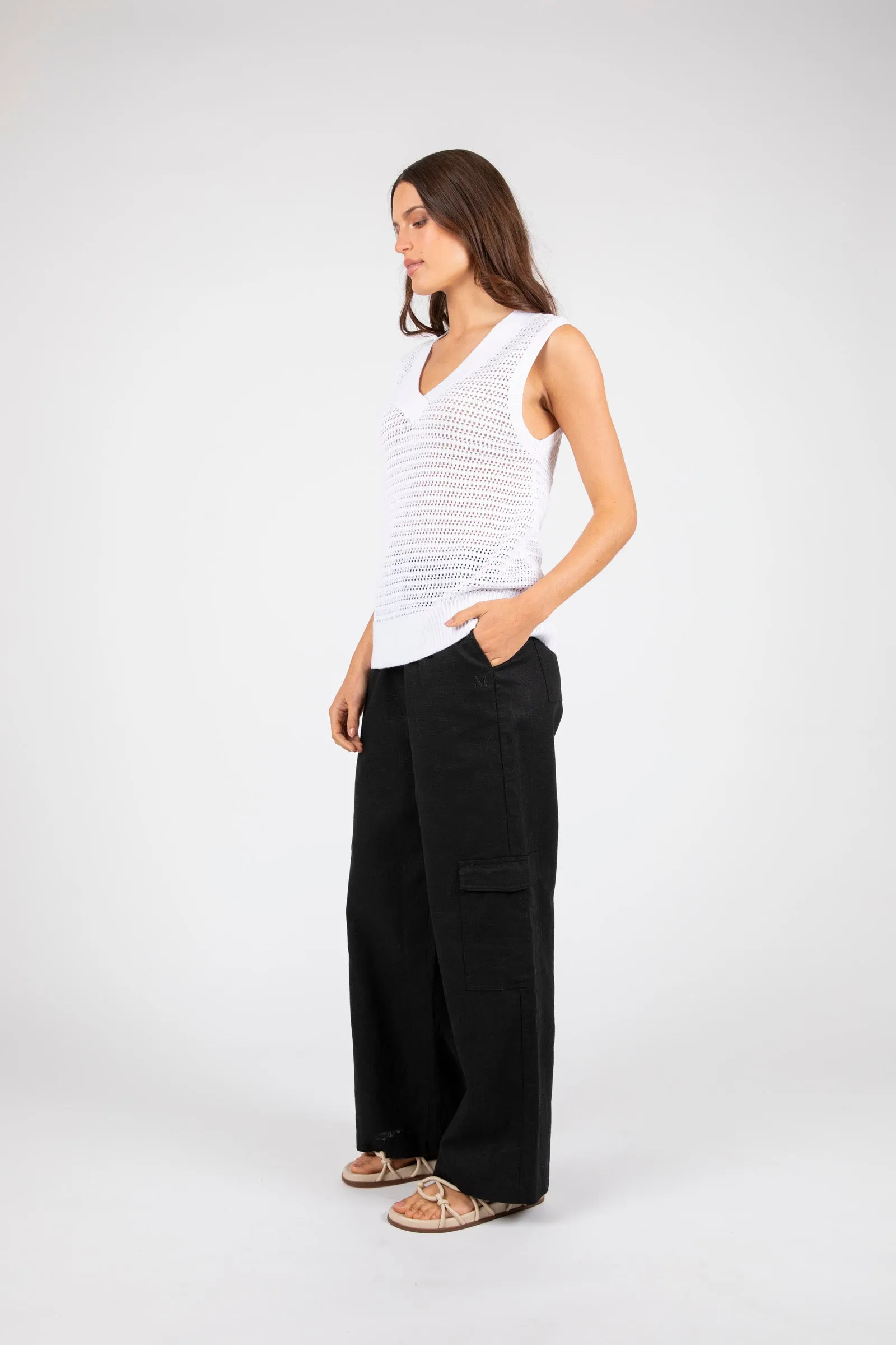 Novella Mesh Knit Vest - White