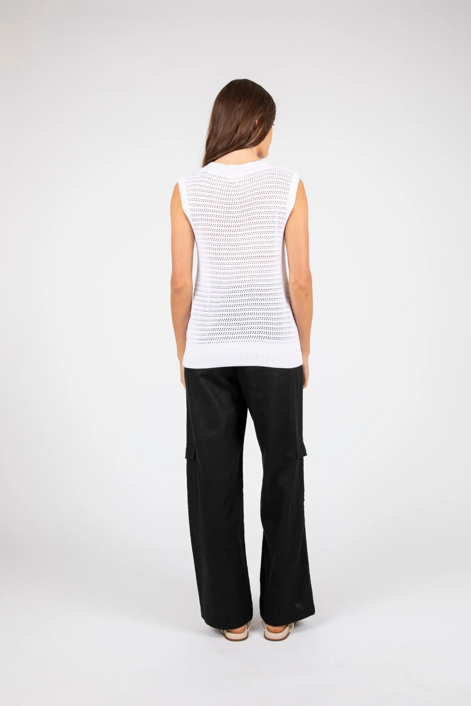 Novella Mesh Knit Vest - White