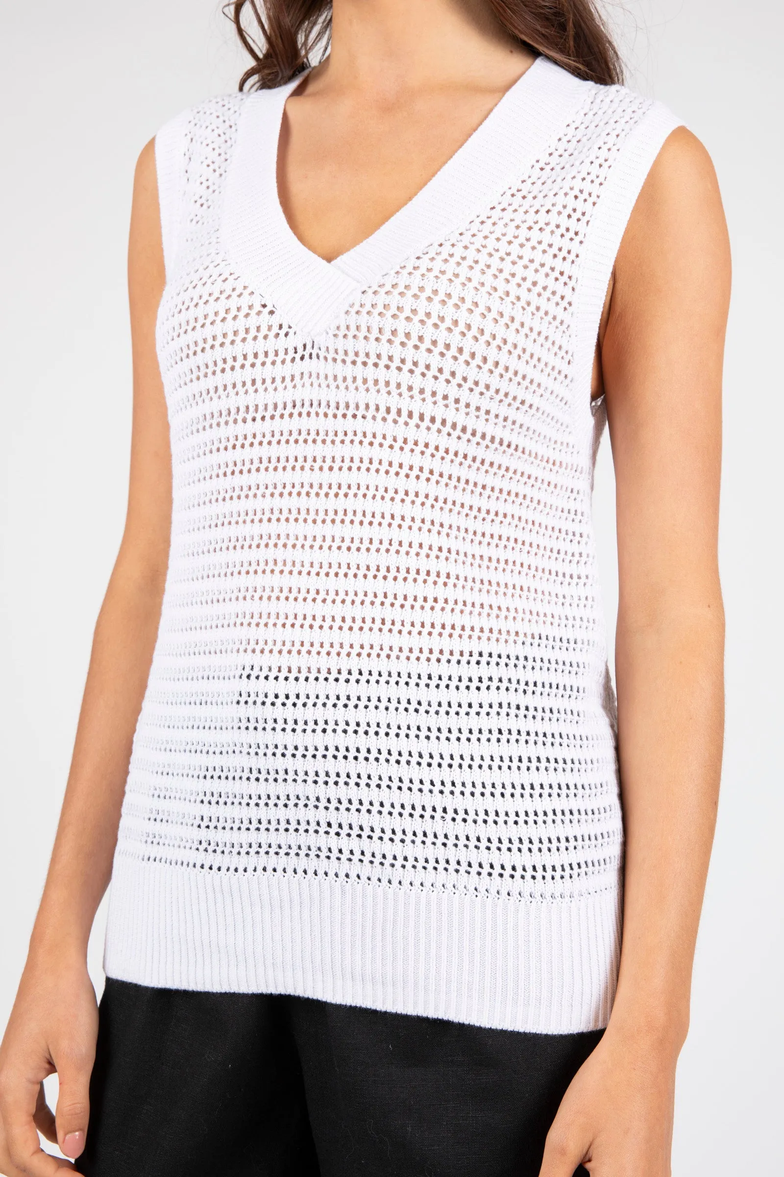 Novella Mesh Knit Vest - White