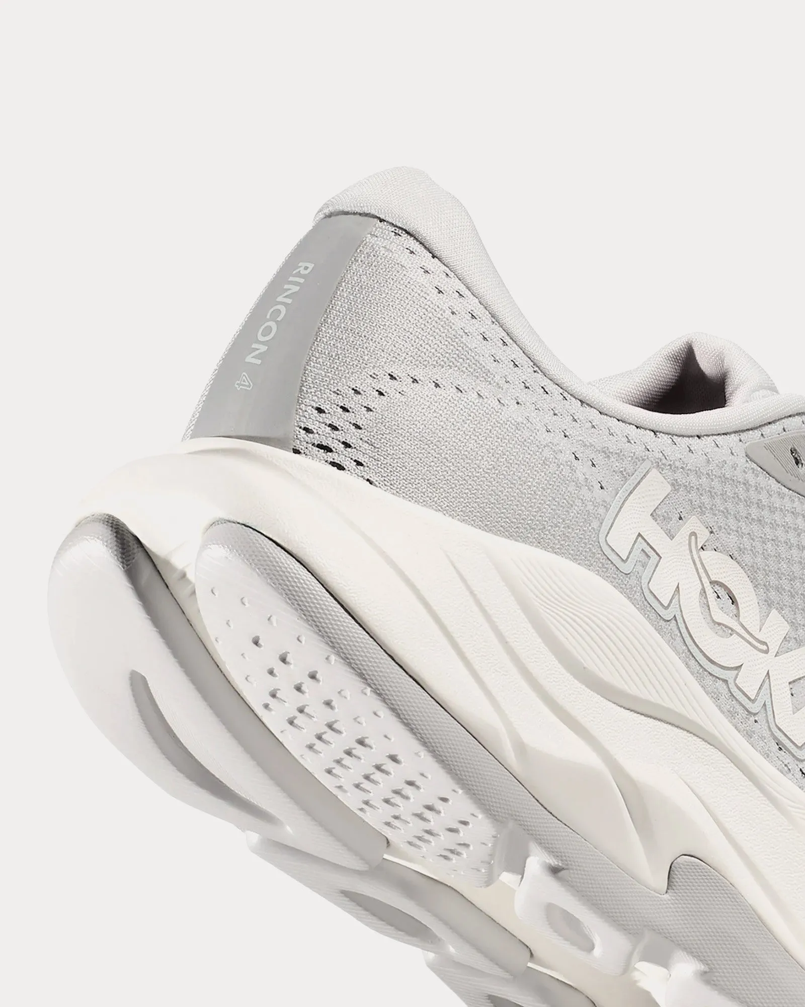 Rincon 4 Stardust / Cosmic Grey Running Shoes