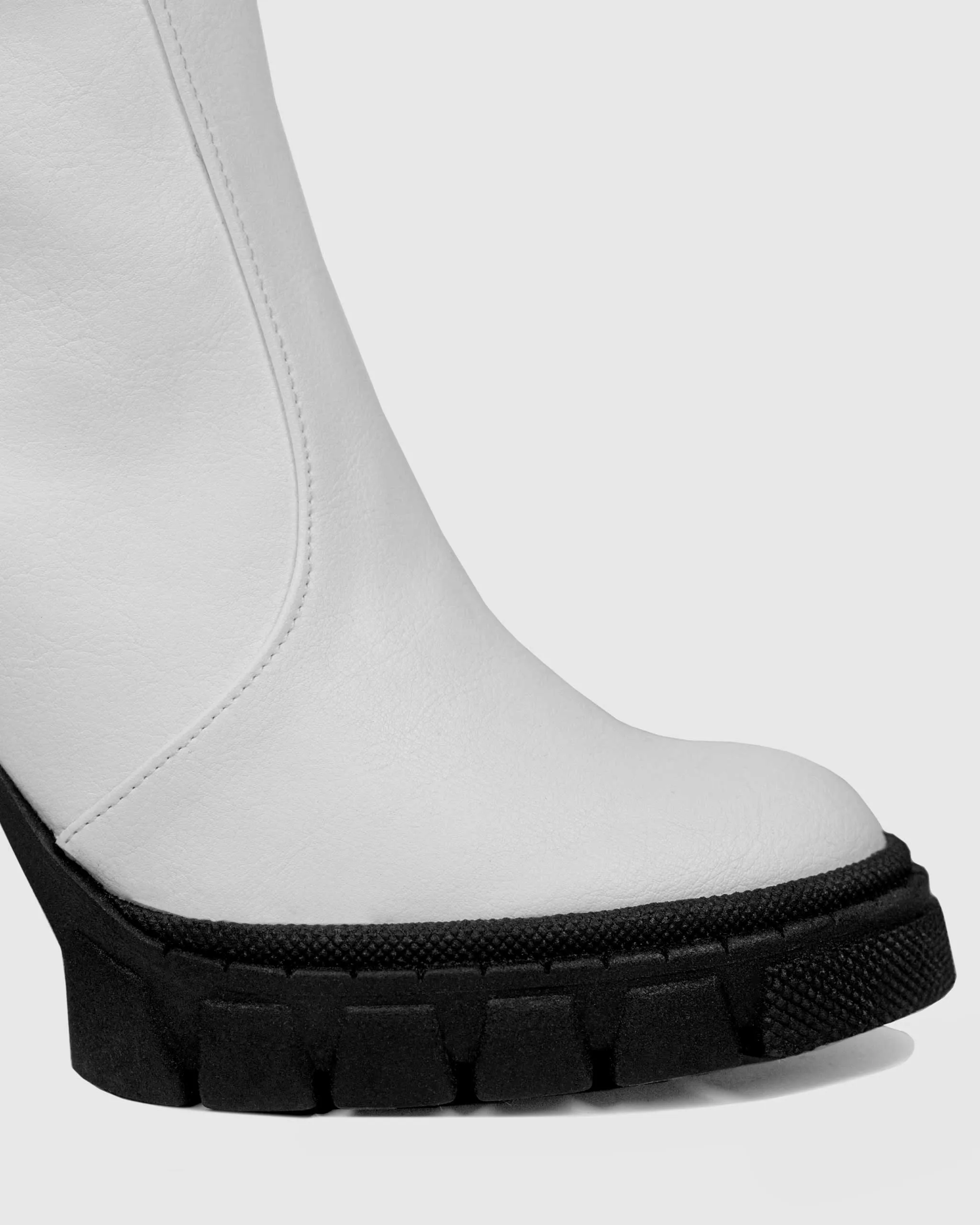 Ritual Boots White Vegea leather ankle boots - outlet