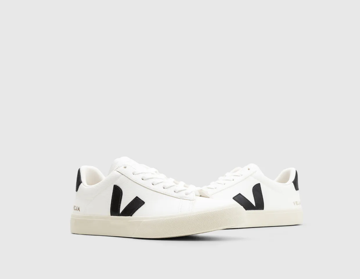 VEJA Campo Extra White / Black