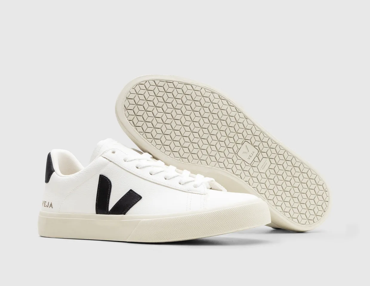 VEJA Campo Extra White / Black