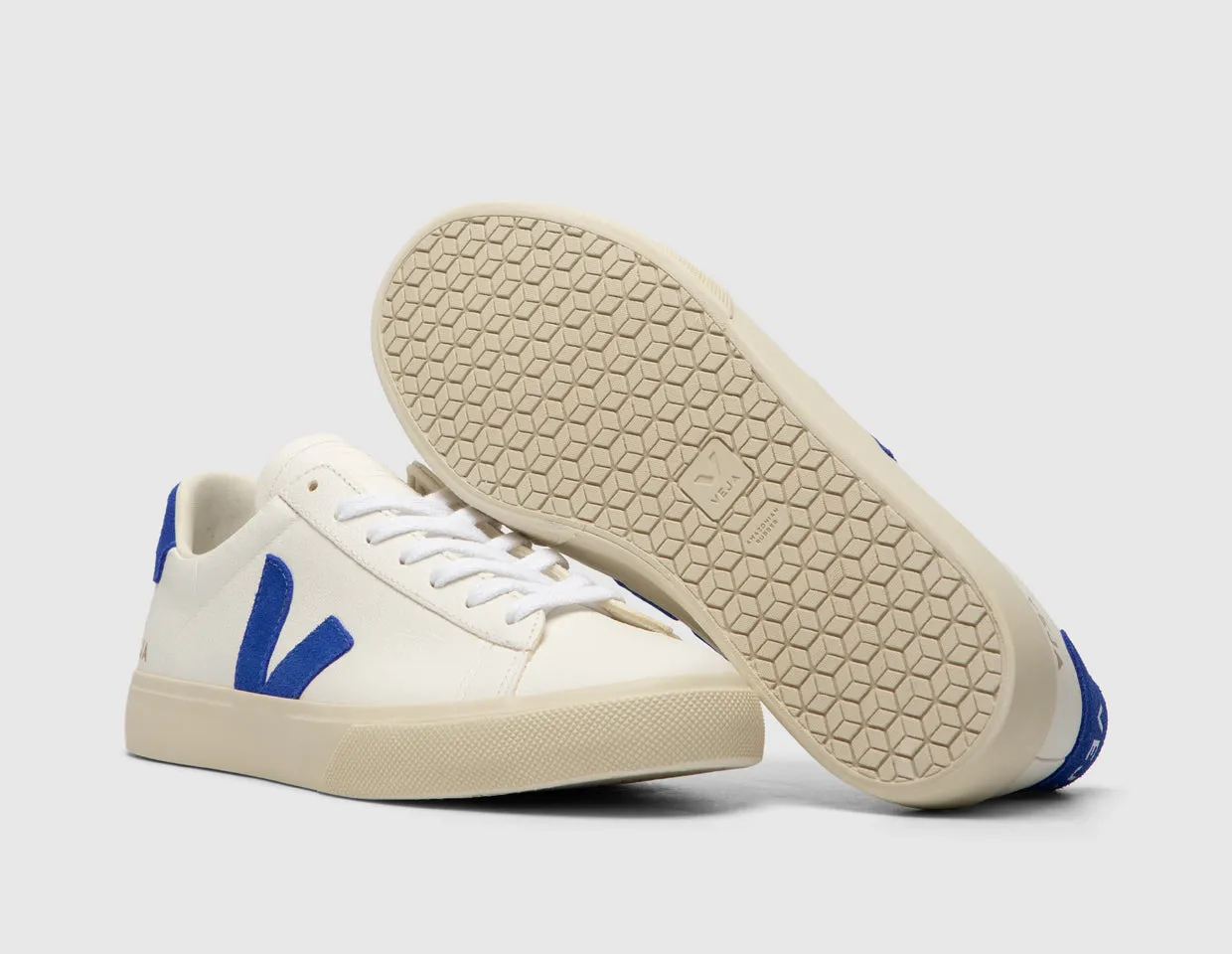 VEJA Campo Extra White / Paros